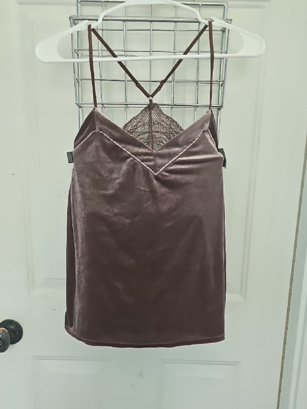 Gilligan & O'Malley Dusty Rose Velvet Lace Cami & Shorts Set Size M.